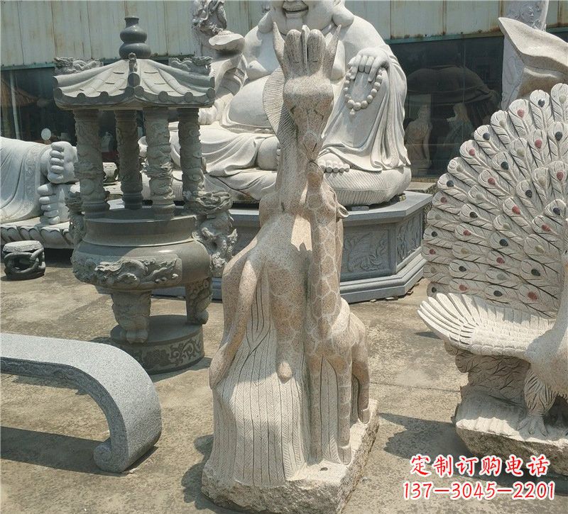 泰安高贵优雅的长颈鹿雕塑