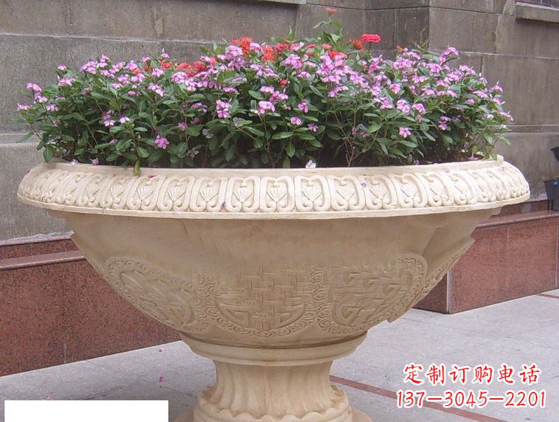泰安中领雕塑拥有多年的雕塑制作经验,特别是景…