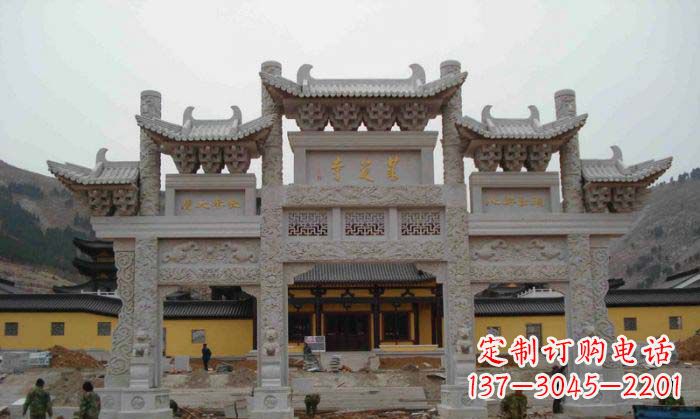 泰安寺庙景观三门五楼石牌坊