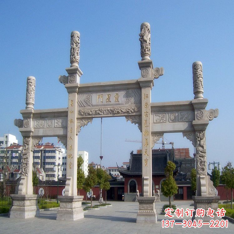 泰安寺庙门口无楼牌坊