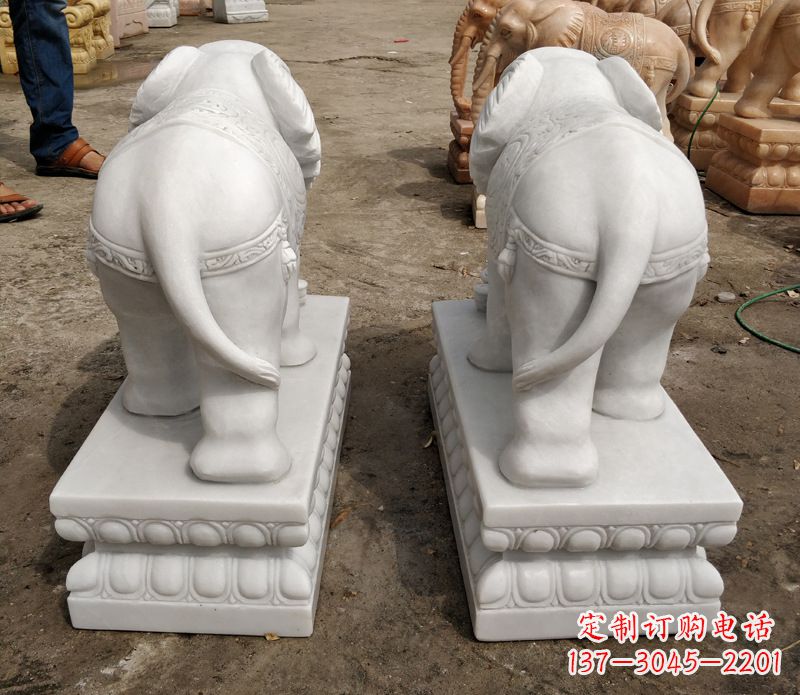 泰安寺庙石雕大象