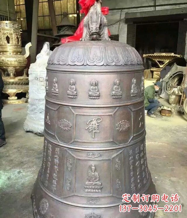 泰安寺庙铜雕钟铸铜钟雕塑