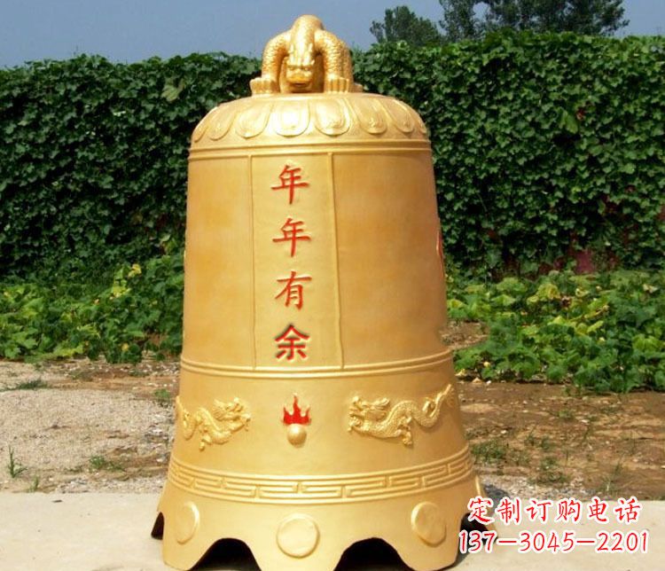 泰安寺庙铜钟雕塑 (2)