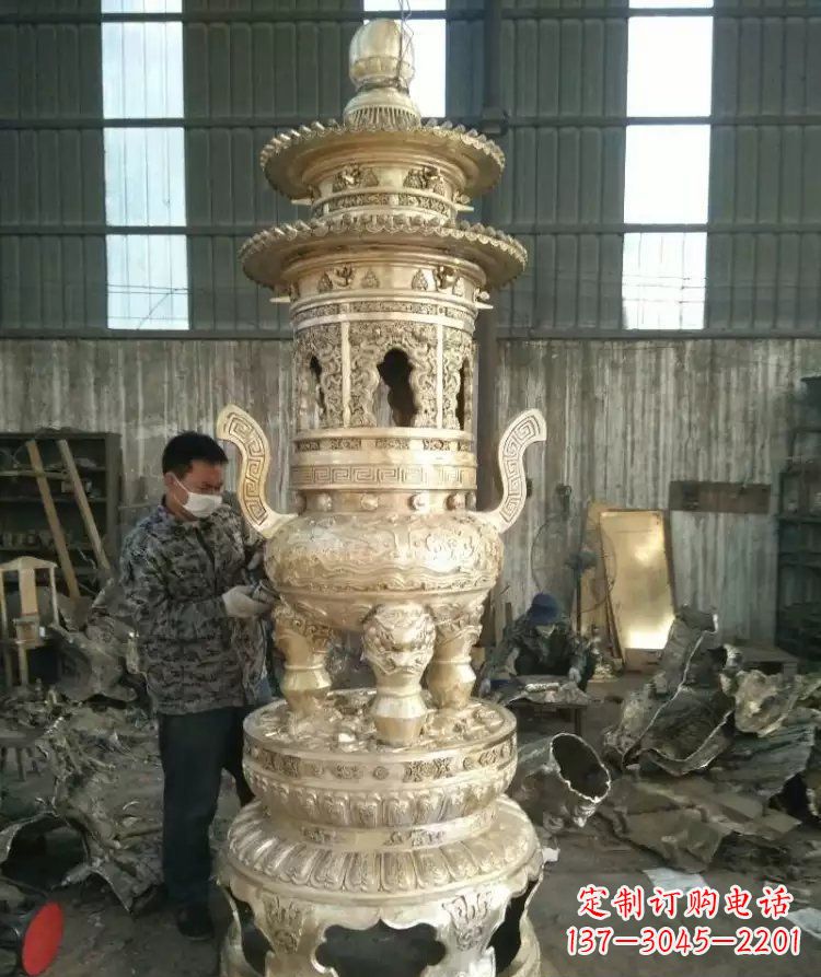泰安寺庙香炉铜雕 (5)