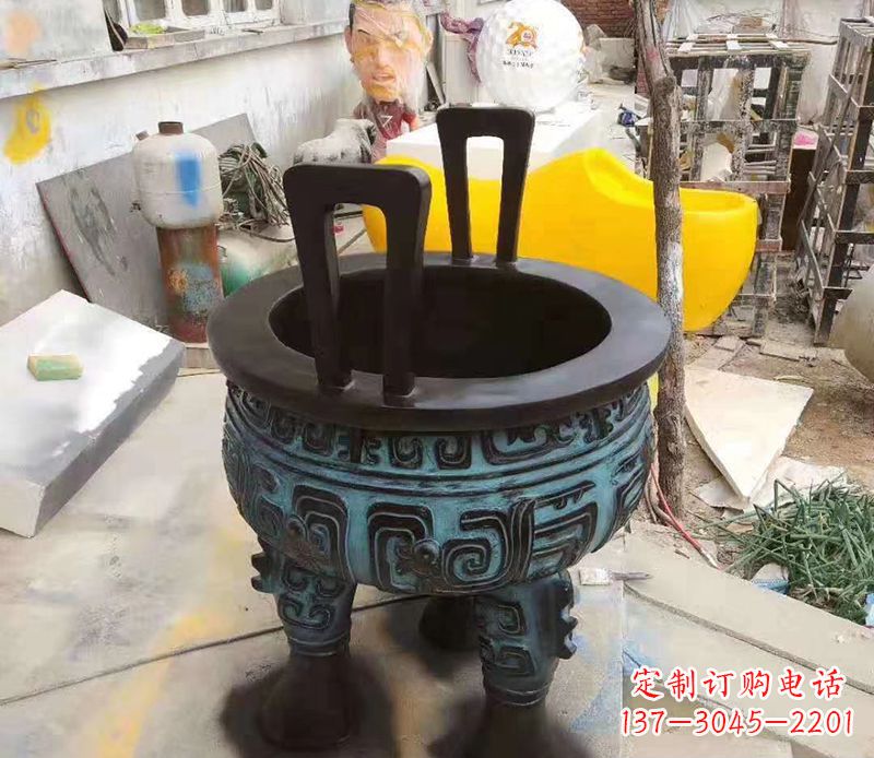 泰安寺庙圆型铜雕香炉