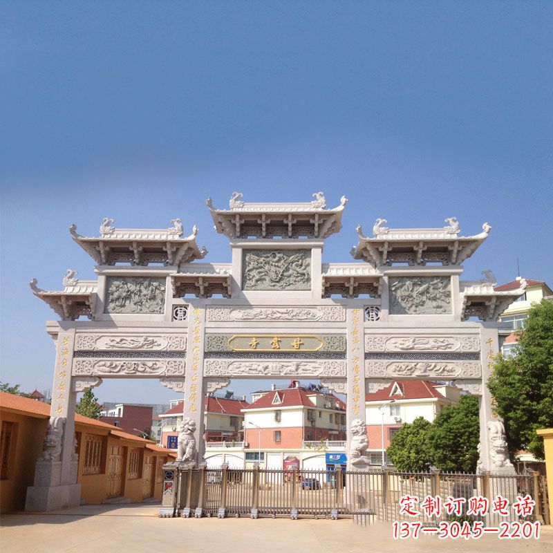 泰安寺院大门石雕牌楼