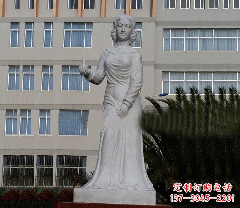 泰安提灯天使弗洛伦斯·南丁格尔石雕 (2)