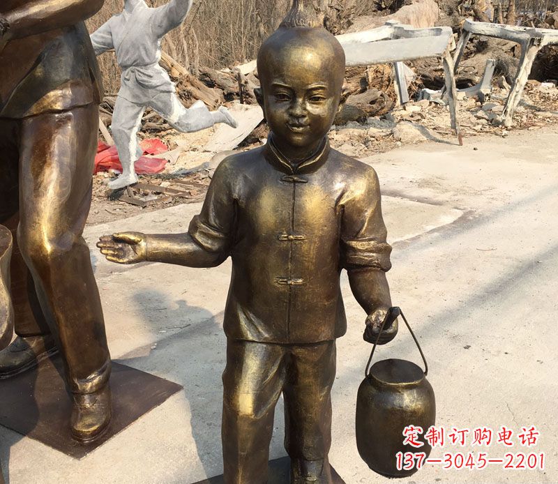泰安提灯笼的小男孩铜雕