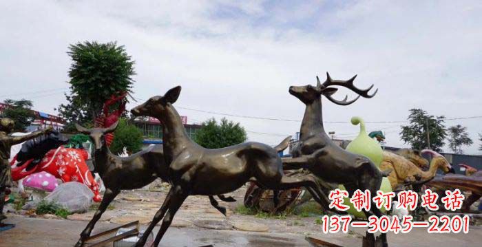 泰安跳跃的小鹿铜雕