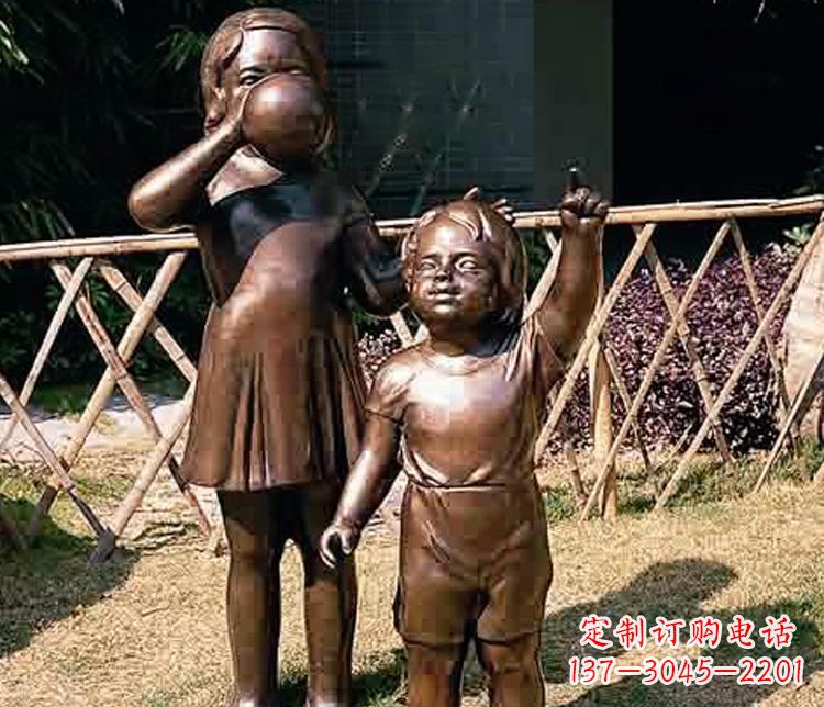 泰安铜雕吹气球儿童