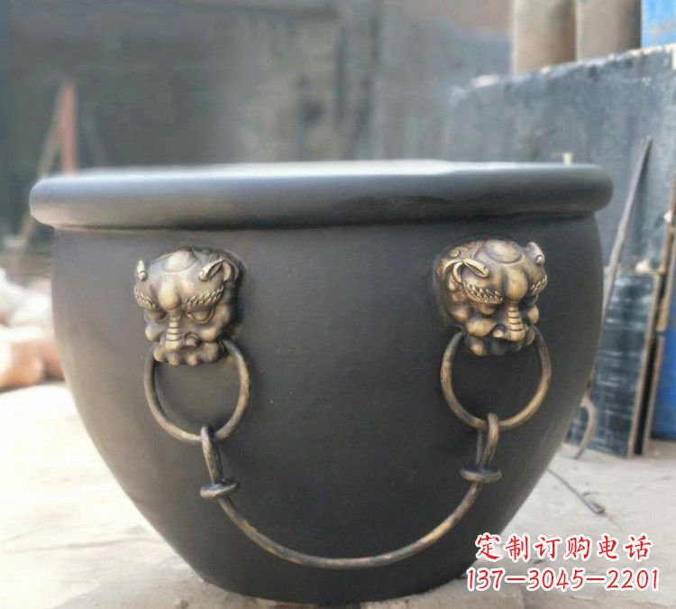 泰安铜雕故宫水缸