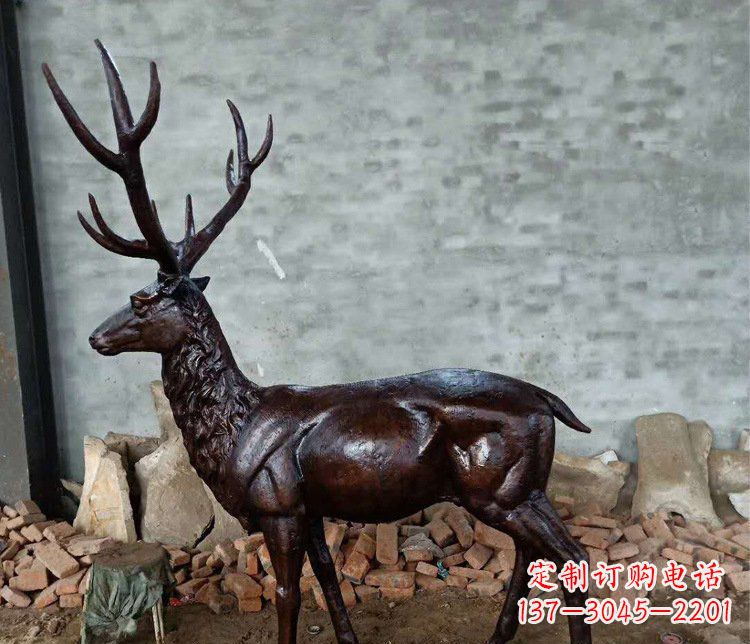 泰安铜雕户外公园动物雕塑鹿摆件