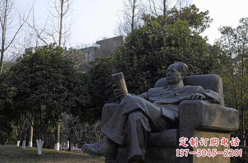 泰安铜雕毛泽东伟人雕塑