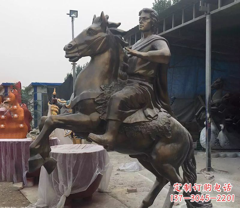 泰安铜雕现代骑马人物公园景观