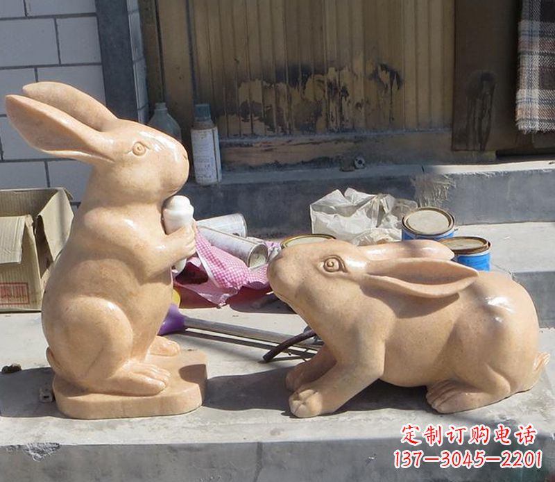 泰安兔子石雕公园动物摆件