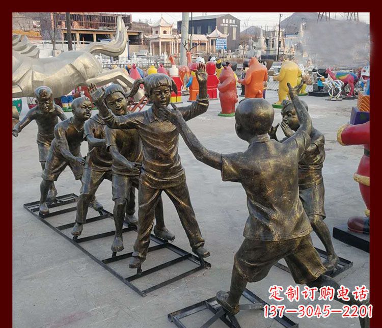 泰安玩老鹰捉小鸡的儿童铜雕