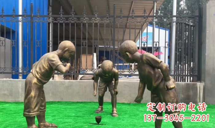 泰安玩陀螺儿童铜雕