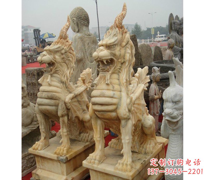 泰安晚霞红独角兽雕塑