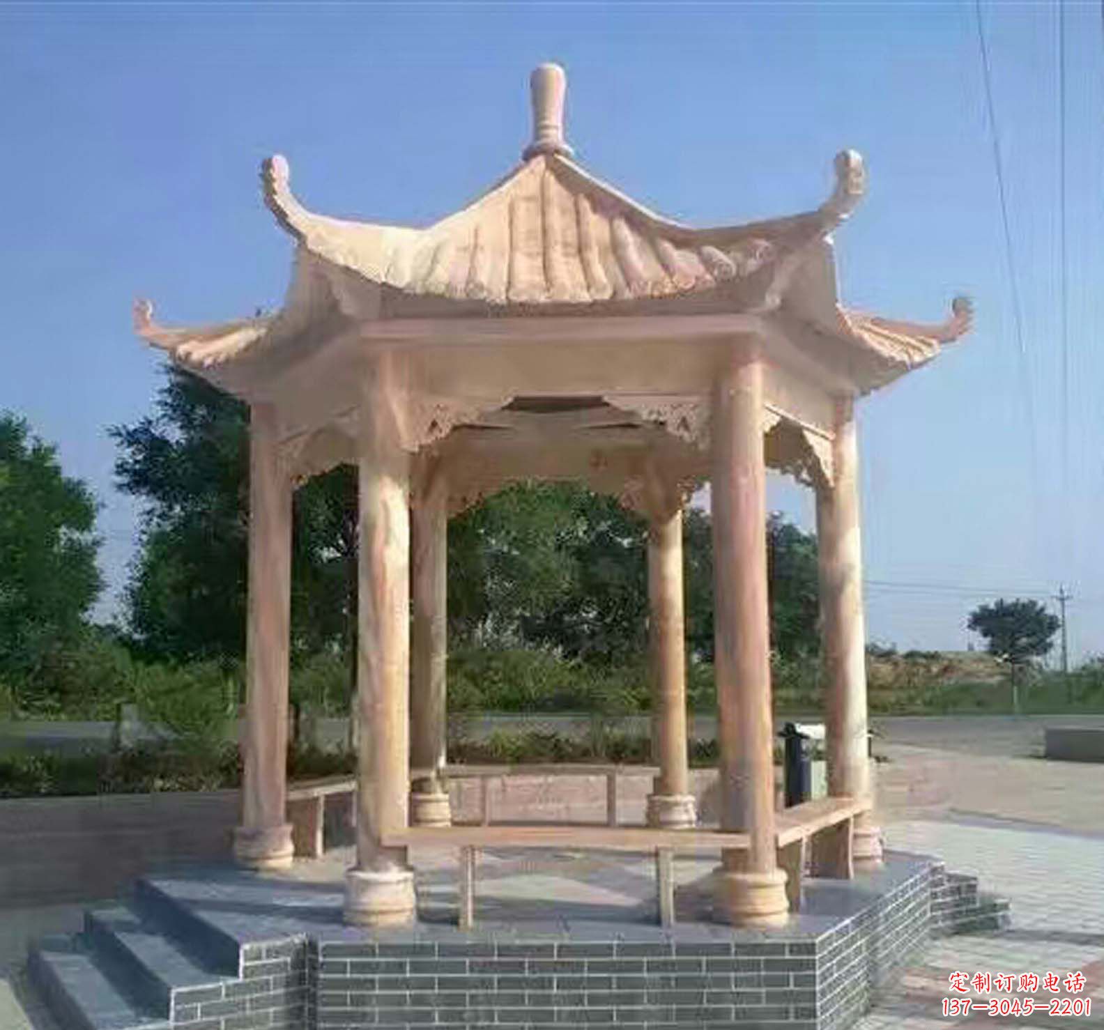 泰安晚霞红公园景观凉亭