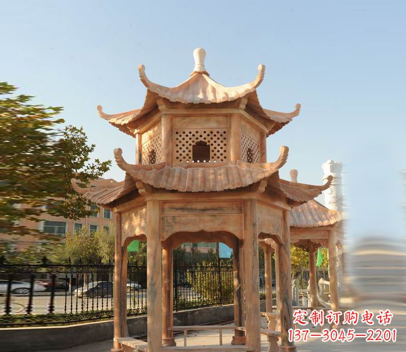 泰安晚霞红景区休息凉亭