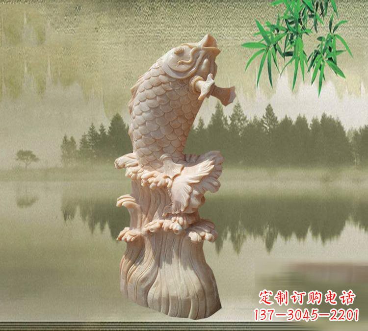 泰安晚霞红鲤鱼石雕