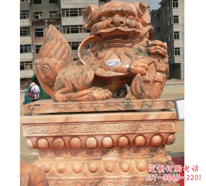 泰安晚霞红南方石狮子