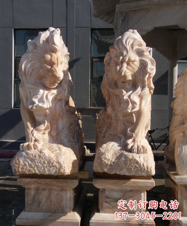 泰安晚霞红欧式狮子石雕