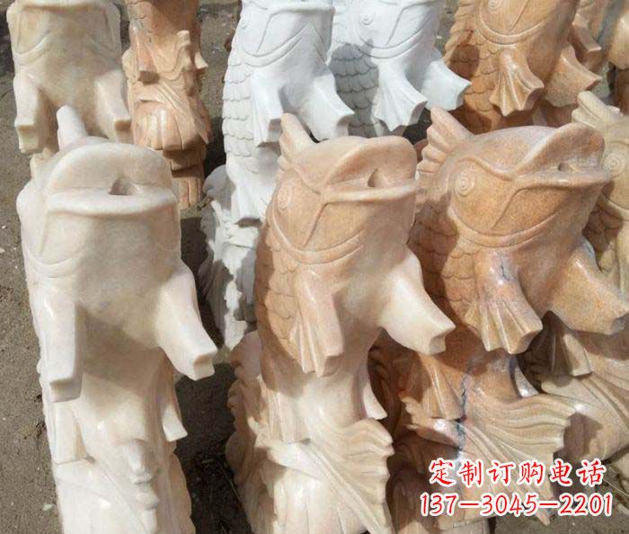 泰安晚霞红喷水鲤鱼庭院石雕