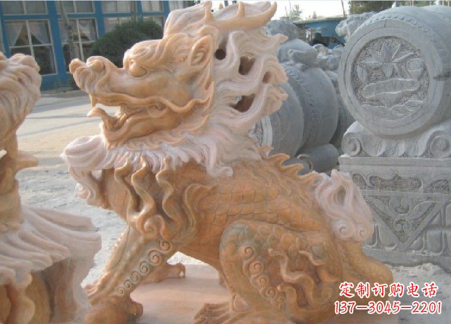 泰安晚霞红神兽麒麟雕塑