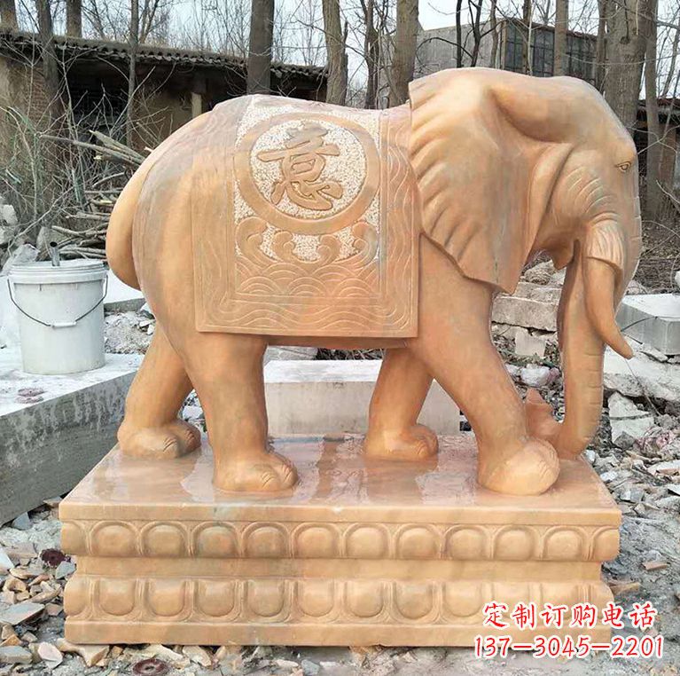 泰安晚霞红石材大象雕塑