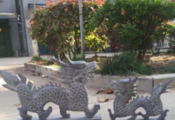 泰安青石雕刻母子龙是由中领雕塑工厂家生产的一…