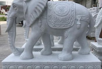 泰安青石纳福动物大象雕塑，完美缔造家庭装饰风景