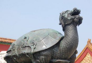 泰安青铜龙雕塑，象征传统文化之美