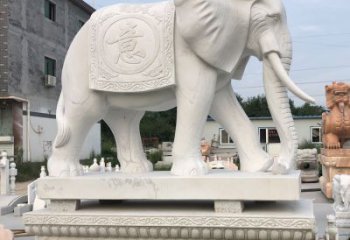 泰安精美汉白玉雕塑：观音大象