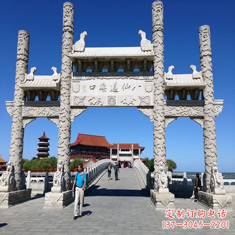 泰安无楼三门石牌坊
