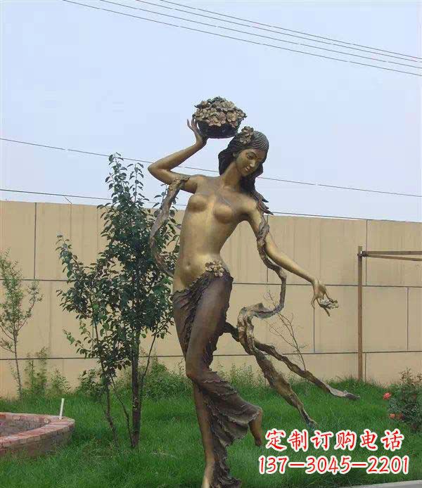 泰安西方美女公园人物铜雕