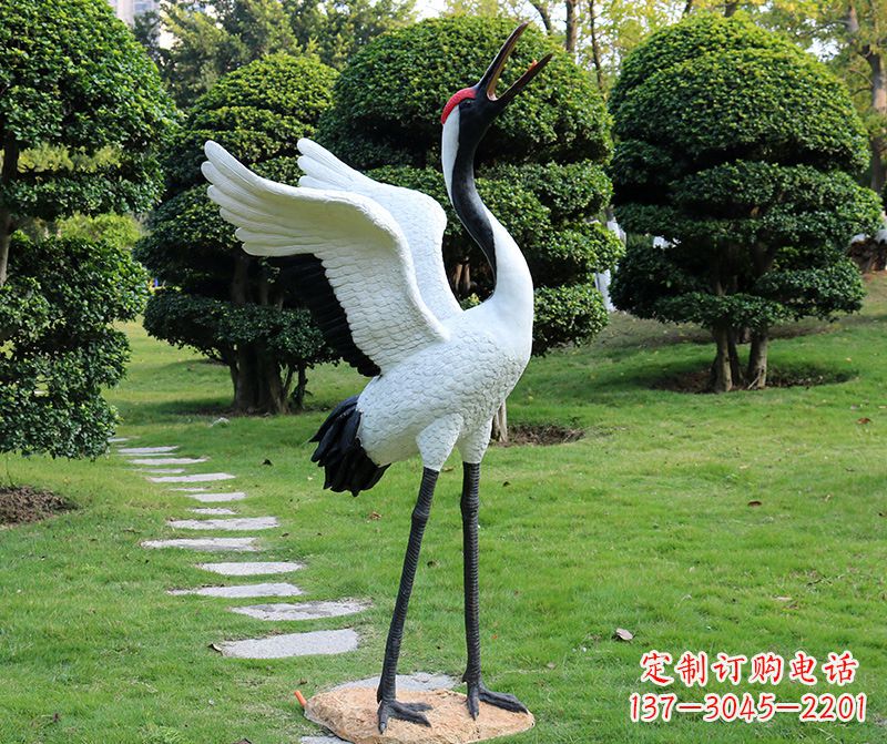 泰安仙鹤金属雕塑