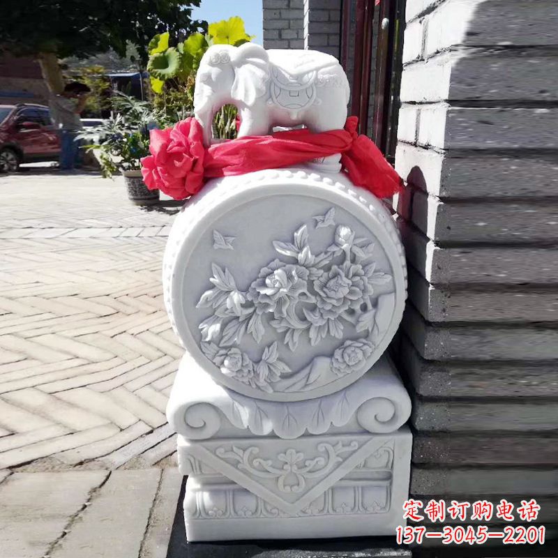 泰安仙鹤石雕门墩