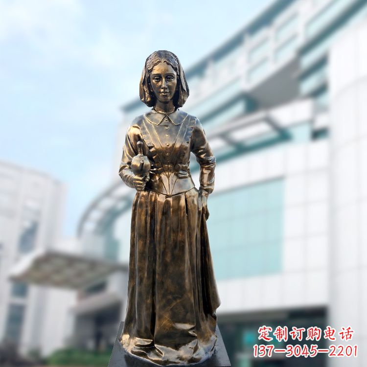 泰安现代护理教育奠基人南丁格尔玻璃钢仿铜雕像