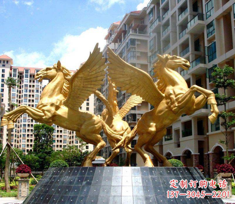 泰安小区飞马三匹马景观铜雕