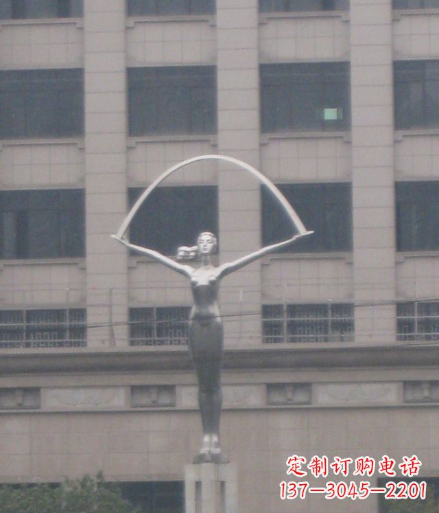 泰安校园不锈钢女孩雕塑