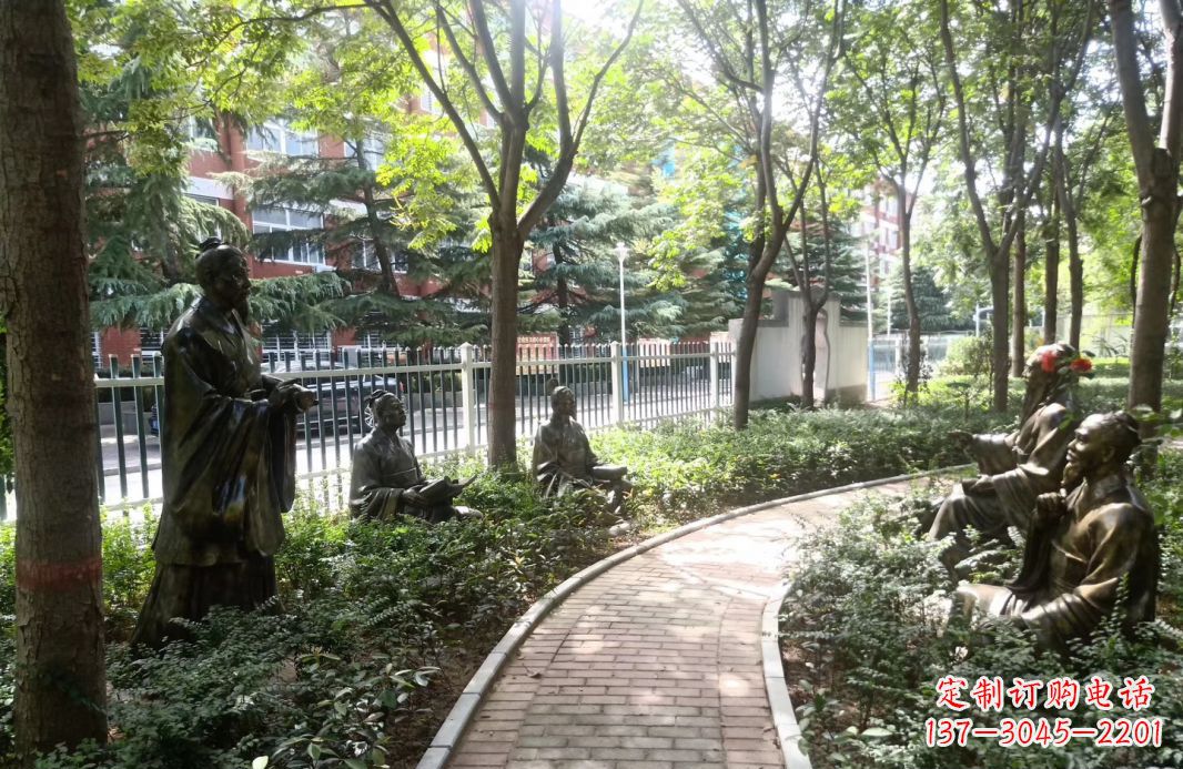 泰安校园古代名人孔子讲学铜雕