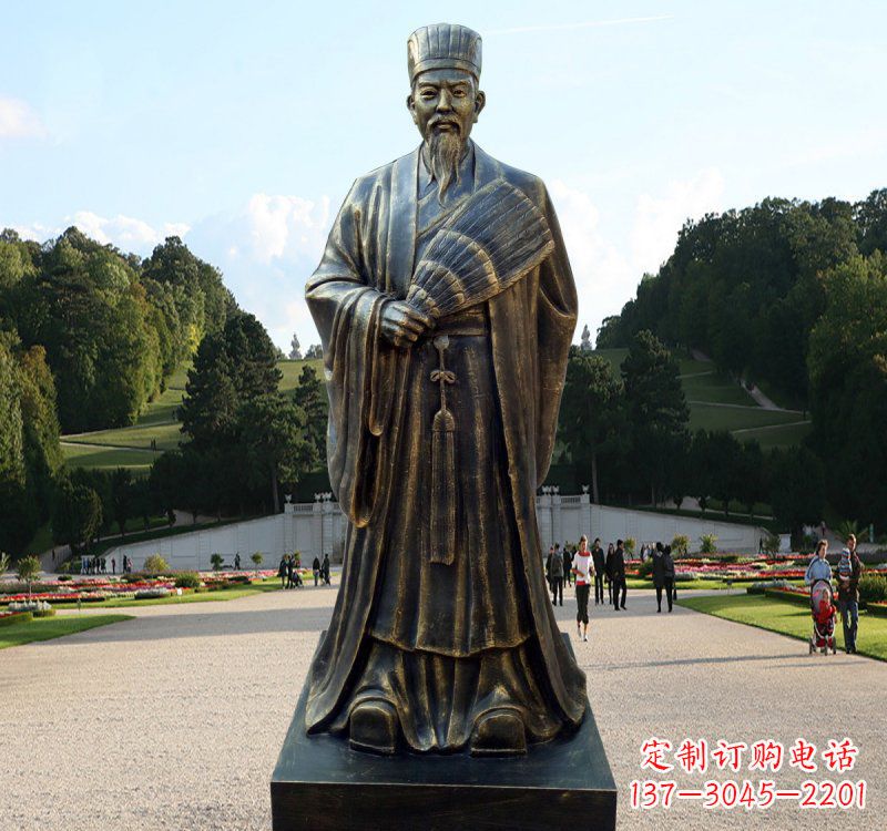 泰安校园古代名人诸葛亮铜雕