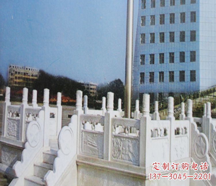 泰安校园汉白玉升旗台景观石雕