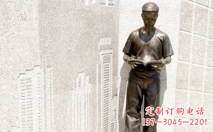泰安校园看书的学生人物铜雕