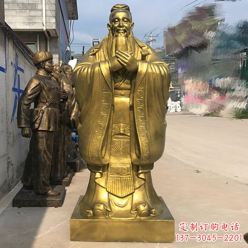 泰安校园孔子铜雕像