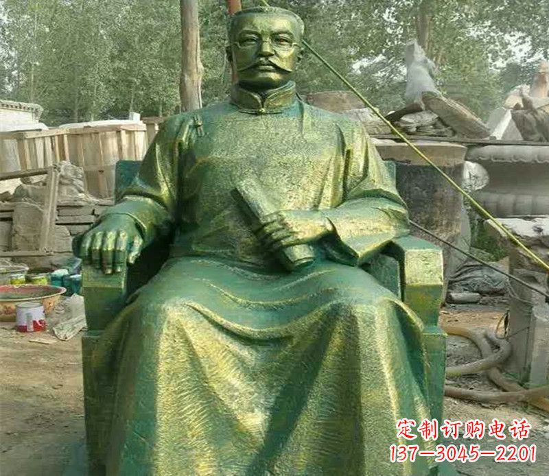 泰安校园名人李大钊铜雕