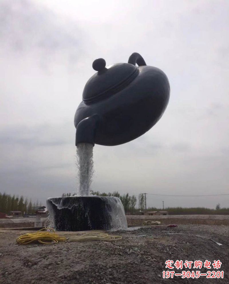 泰安新疆流水的茶壶铜雕