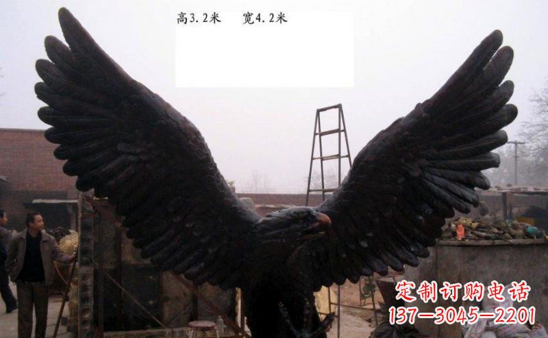 泰安雄鹰展翅老鹰铜雕