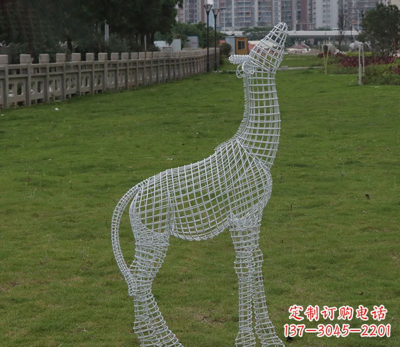 泰安园林镂空仰头麋鹿不锈钢雕塑